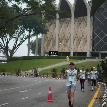 Runner Photo 8647605