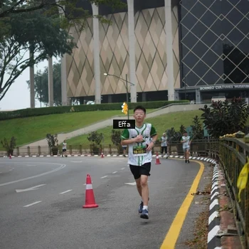 Runner Photo 8647615