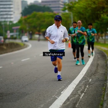 Runner Photo 8647631