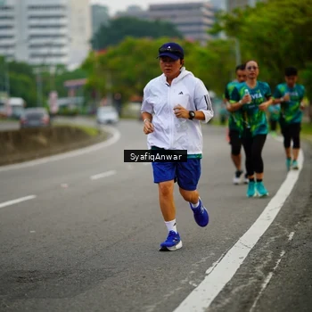 Runner Photo 8647712