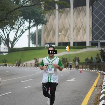 Runner Photo 8647713