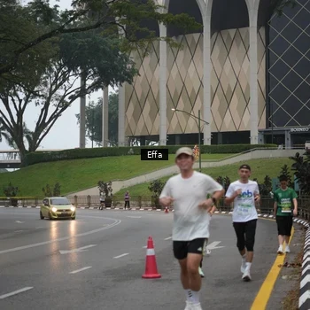 Runner Photo 8647759