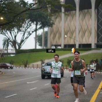 Runner Photo 8647771