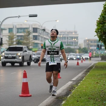 Runner Photo 8647915