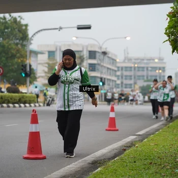 Runner Photo 8648001