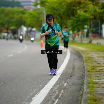 Runner Photo 8648010