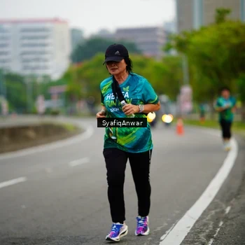 Runner Photo 8648018
