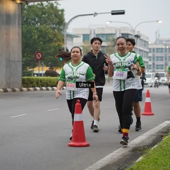 Runner Photo 8648019
