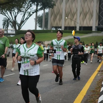 Runner Photo 8648189