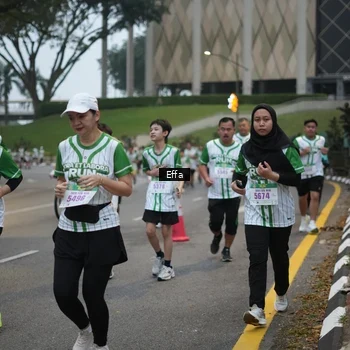 Runner Photo 8648253
