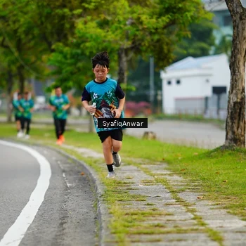 Runner Photo 8648257