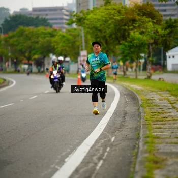 Runner Photo 8648310