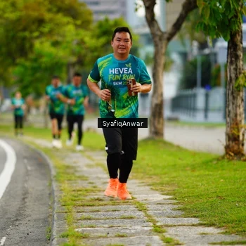 Runner Photo 8648311