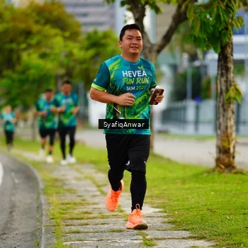 Runner Photo 8648319