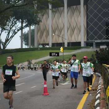 Runner Photo 8648334