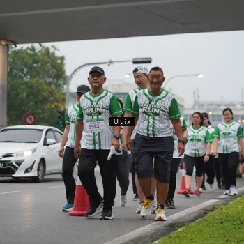 Runner Photo 8648339