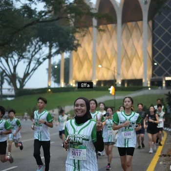 Runner Photo 8648354