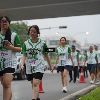 Runner Photo 8648360