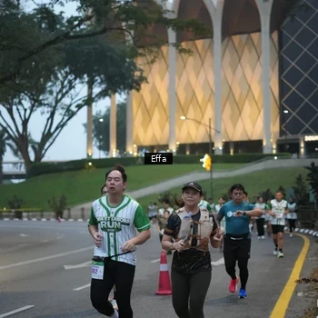 Runner Photo 8648386
