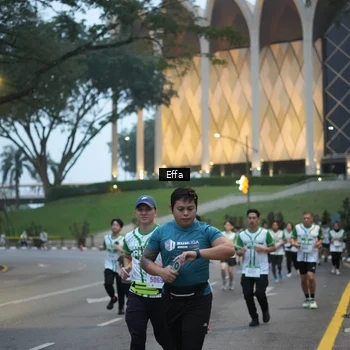 Runner Photo 8648388