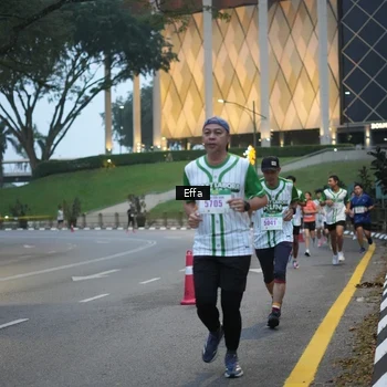 Runner Photo 8648475