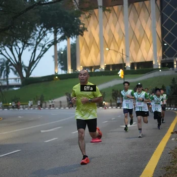 Runner Photo 8648528