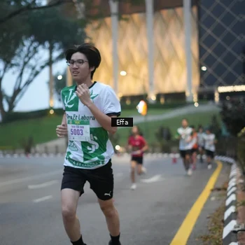 Runner Photo 8648553