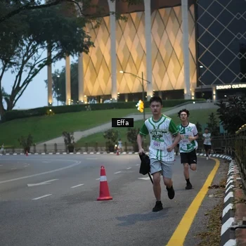Runner Photo 8648565