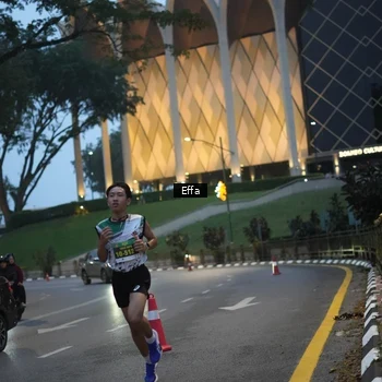 Runner Photo 8648599