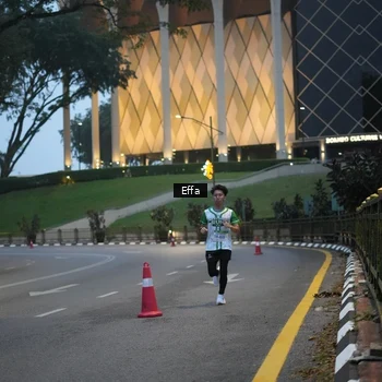 Runner Photo 8648600