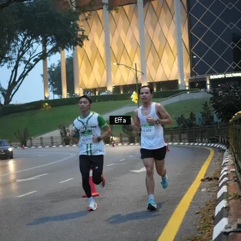 Runner Photo 8648638