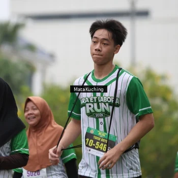 Runner Photo 8648695