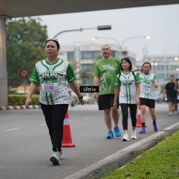 Runner Photo 8648711