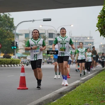 Runner Photo 8648738