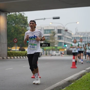 Runner Photo 8648754