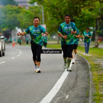 Runner Photo 8648834
