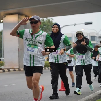 Runner Photo 8648853