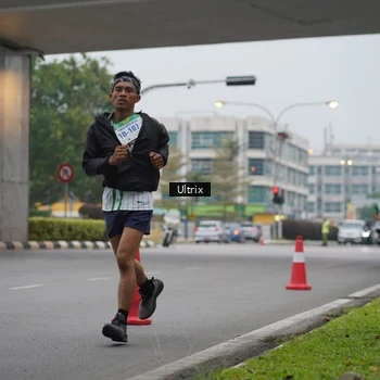 Runner Photo 8648920
