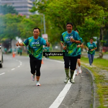 Runner Photo 8648932