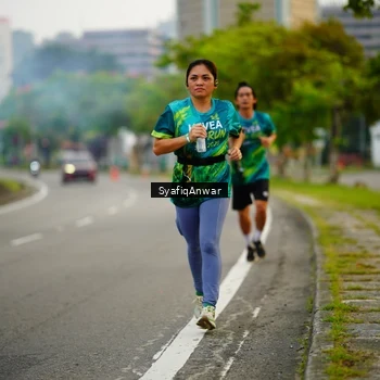 Runner Photo 8649003