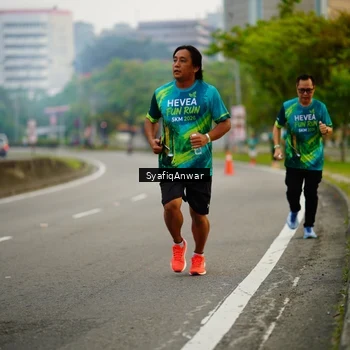 Runner Photo 8649021