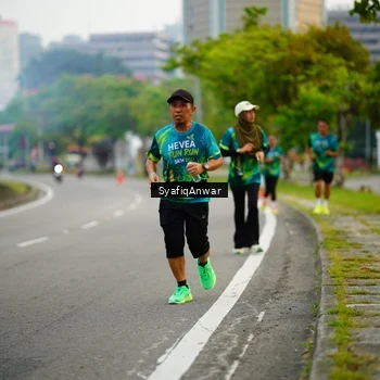 Runner Photo 8649097