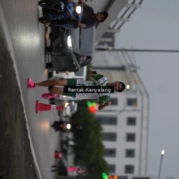 Runner Photo 8649118