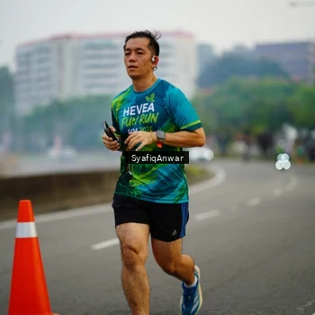Runner Photo 8649240
