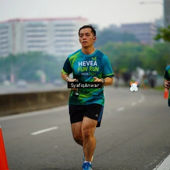 Runner Photo 8649257