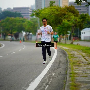 Runner Photo 8649298
