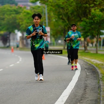 Runner Photo 8649334