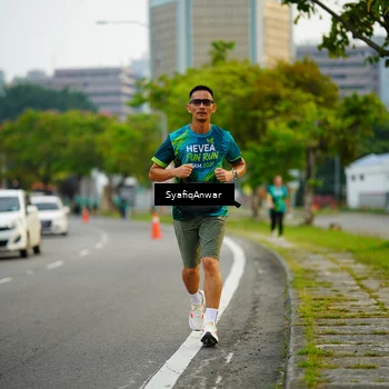Runner Photo 8649592