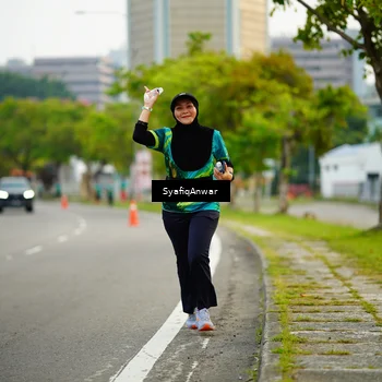 Runner Photo 8650002