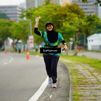Runner Photo 8650042